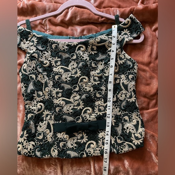 Eliza of California, Inc. Brocade Holiday Party Off Shoulder Bodice Fitted Top - Picture 2 of 10